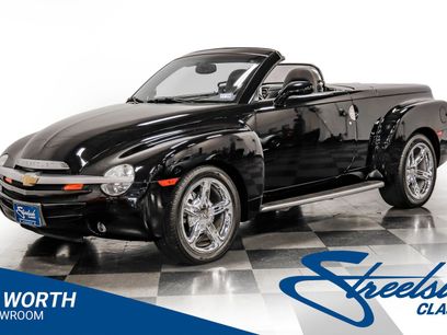 Used 2004 Chevrolet SSR w/ Preferred Equipment Group