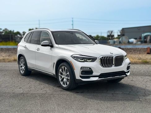Used 2019 BMW X5 xDrive40i w/ Premium Package 2 AWD/4WD image 12