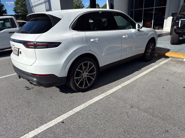 Used 2020 Porsche Cayenne AWD/4WD image 16