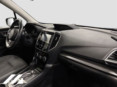 Used 2021 Subaru Forester Premium AWD/4WD image 32