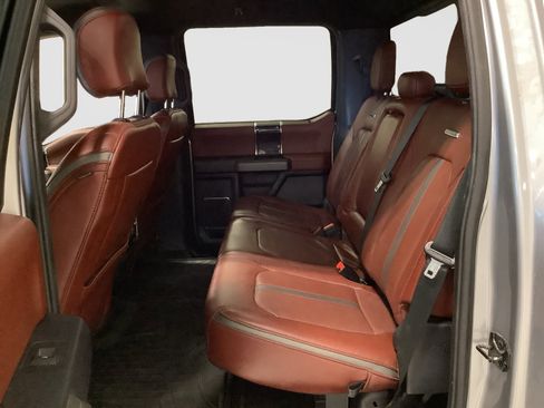 Used 2022 Ford F350 Platinum w/ FX4 Off-Road Package AWD/4WD image 18