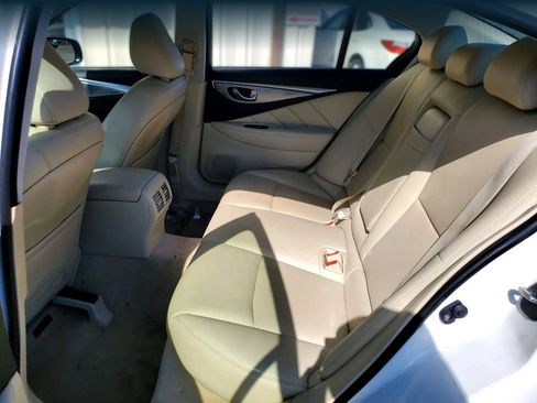 Used 2015 INFINITI Q50 Premium w/ Navigation Package RWD image 7