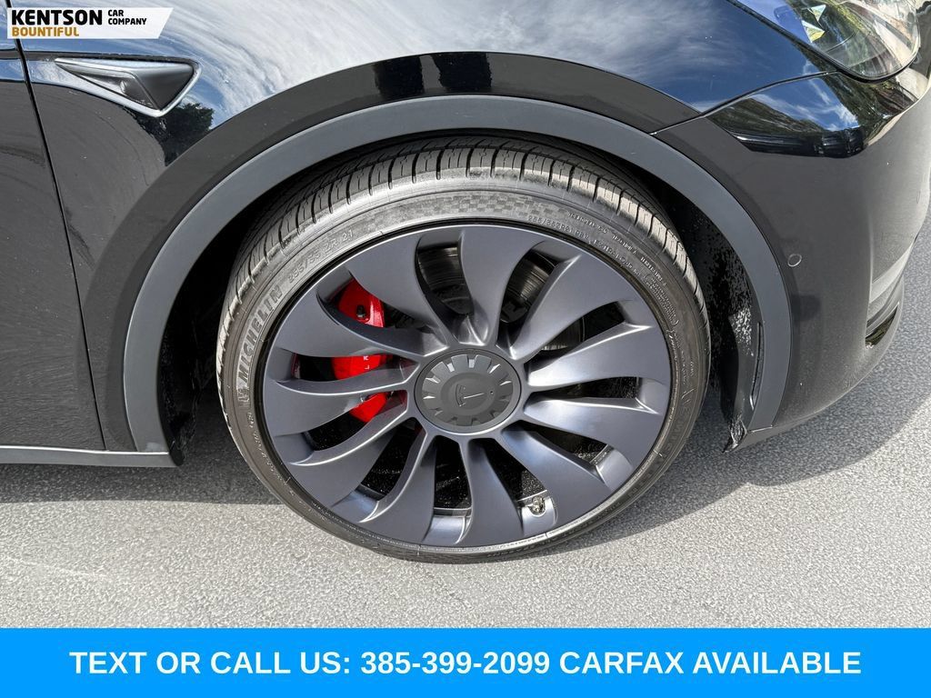Used 2022 Tesla Model Y Performance AWD/4WD image 13