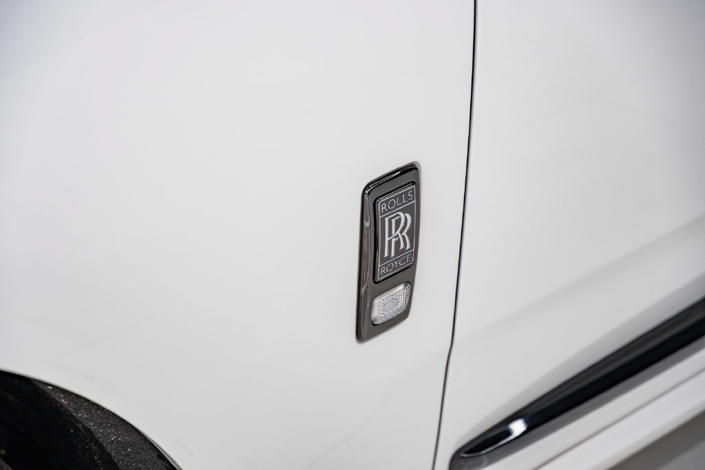Used 2025 Rolls-Royce Cullinan Black Badge AWD/4WD image 9