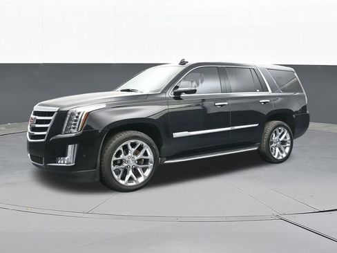 Used 2020 Cadillac Escalade Luxury AWD/4WD image 5