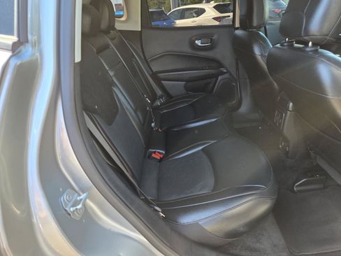 Used 2020 Jeep Compass Limited FWD image 19