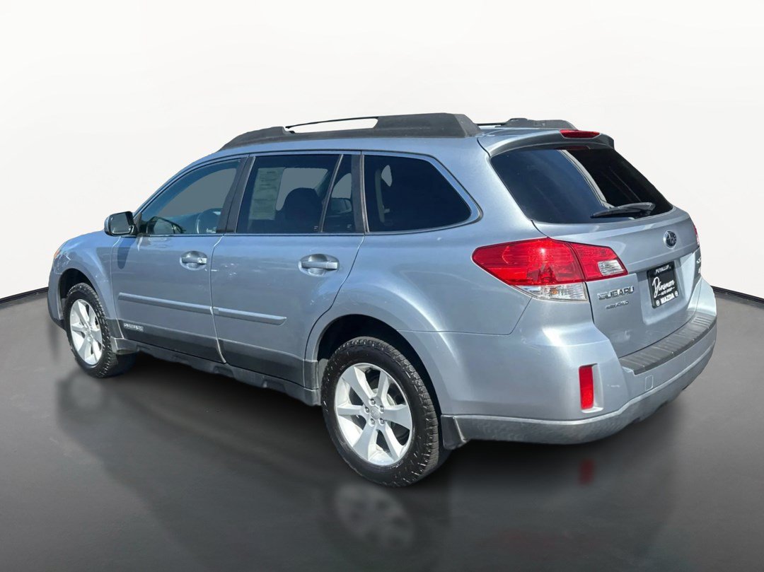 Used 2013 Subaru Outback 2.5i Premium AWD/4WD image 5