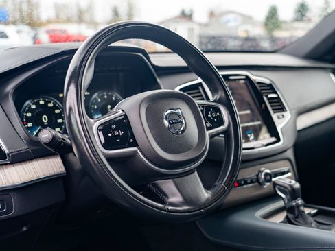 Used 2022 Volvo XC90 T6 Inscription AWD/4WD image 17