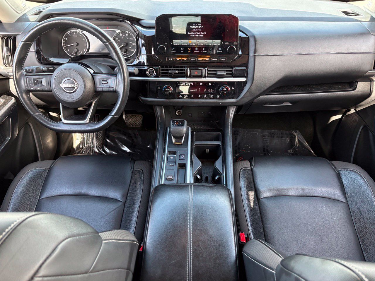 Certified 2022 Nissan Pathfinder SL w/ SL Premium Package FWD image 16