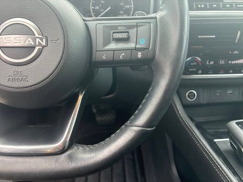 Used 2023 Nissan Rogue SL w/ SL Premium Package FWD image 24