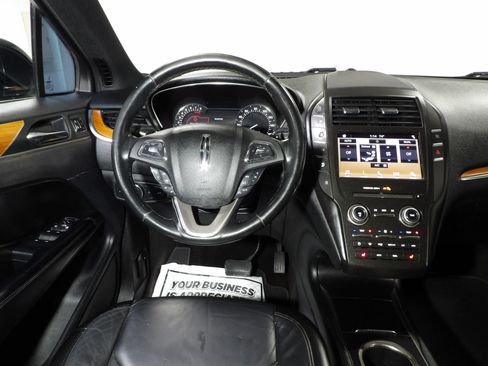 Used 2017 Lincoln MKC Select AWD/4WD image 11