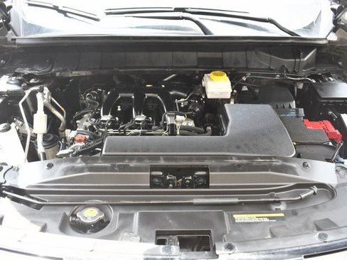 Used 2024 Nissan Pathfinder SV AWD/4WD image 30