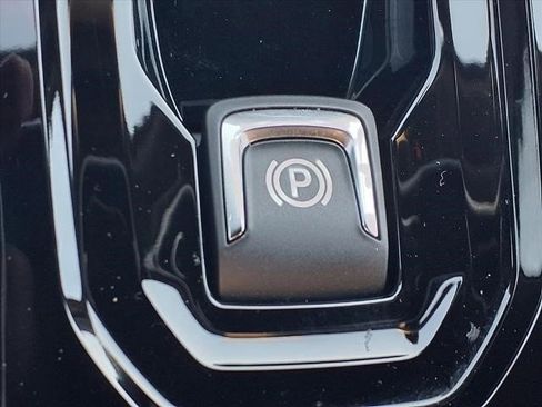 Certified 2024 Chevrolet Colorado Z71 w/ Z71 Convenience Package 2 image 6