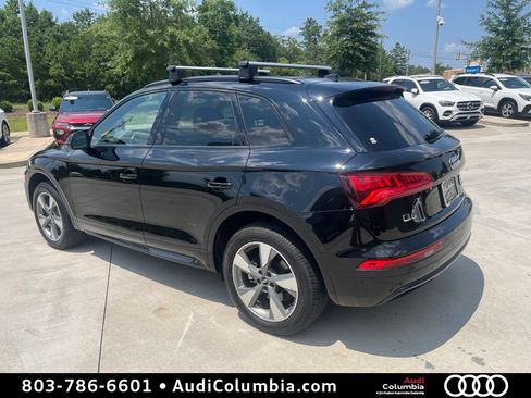 Used 2020 Audi Q5 2.0T Premium w/ Titanium Sport Package AWD/4WD image 3