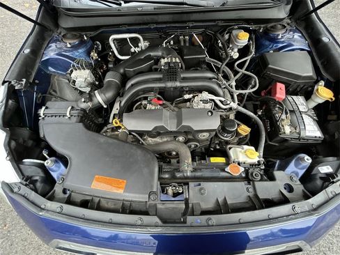 Used 2017 Subaru Outback 2.5i Premium image 14