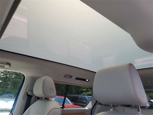 New 2025 Volkswagen ID. Buzz Pro S Plus image 15