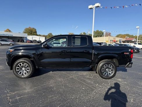 Used 2024 Chevrolet Colorado Z71 w/ Z71 Convenience Package 2 image 7