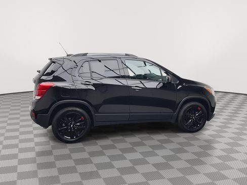 Used 2019 Chevrolet Trax LT w/ Sun & Sound Package AWD/4WD image 36
