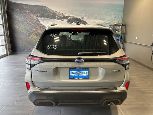 Used 2025 Subaru Forester Sport image 5
