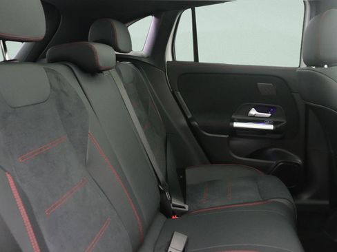 New 2026 Mercedes-Benz GLA 250 image 8