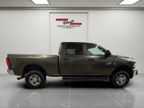 Used 2012 RAM 2500 ST w/ Chrome Appearance Group AWD/4WD image 8