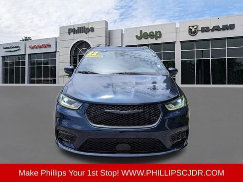 Certified 2022 Chrysler Pacifica Touring-L w/ S Appearance Package FWD image 8