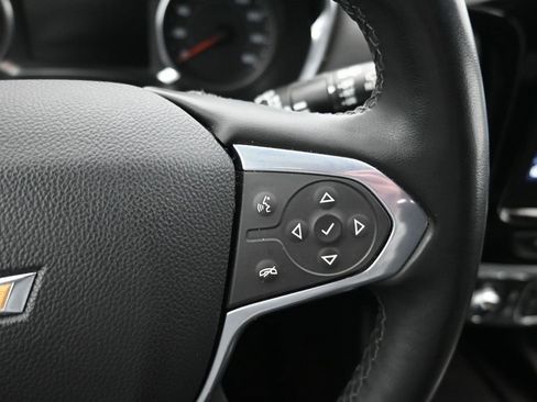 Used 2023 Chevrolet Traverse LT image 18