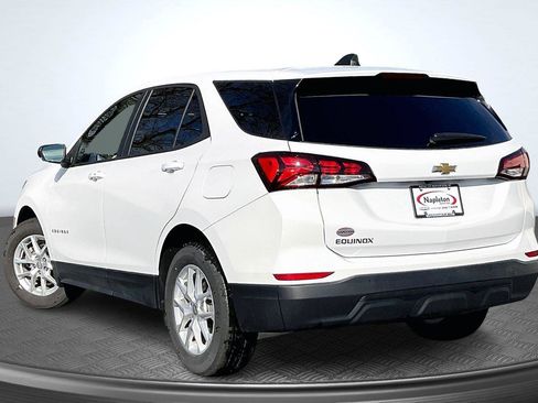 Used 2024 Chevrolet Equinox LS w/ LS Convenience Package FWD image 14