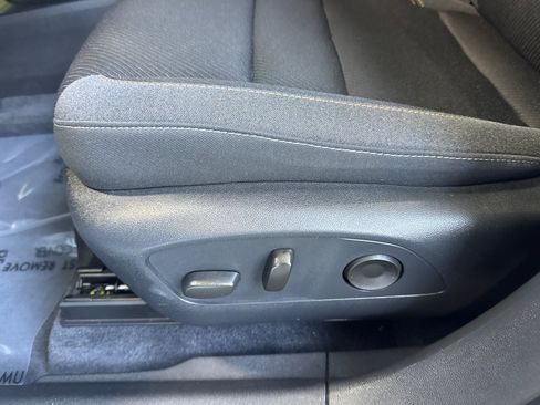 Used 2024 Honda Prologue EX image 15