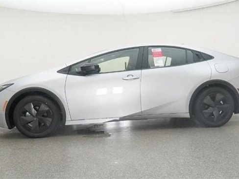 New 2026 Toyota Prius Plug-In Hybrid FWD image 52