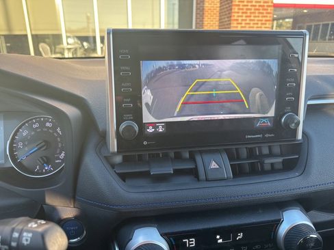 Certified 2022 Toyota RAV4 SE image 6