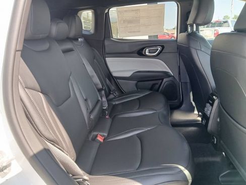New 2026 Jeep Compass Limited AWD/4WD image 19