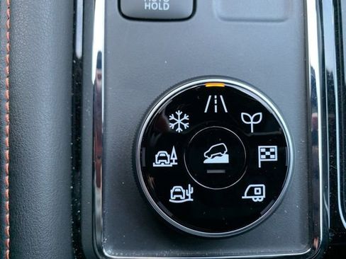 Used 2025 Nissan Pathfinder Rock Creek image 24