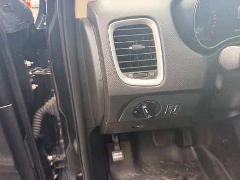 Used 2018 Dodge Durango Citadel w/ Technology Group AWD/4WD image 13