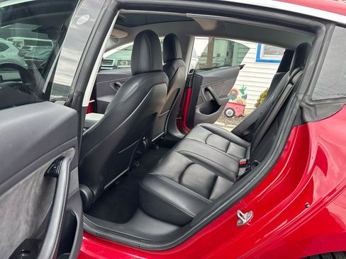 Used 2018 Tesla Model 3 Mid Range image 15