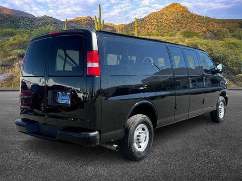 Used 2023 Chevrolet Express 3500 LS RWD image 4