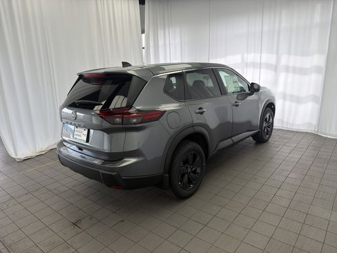 New 2026 Nissan Rogue SV image 5