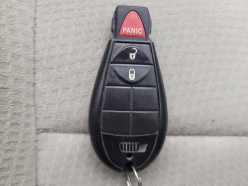 Used 2014 Dodge Grand Caravan SE w/ Quick Order Package 29E SE FWD image 32
