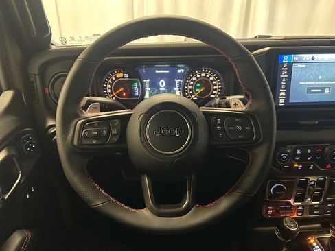 New 2026 Jeep Wrangler Moab image 8