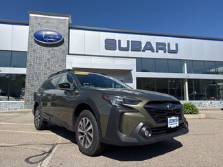Used 2025 Subaru Outback Premium AWD/4WD video 1