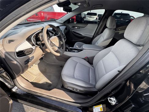 Used 2025 Chevrolet Malibu LT FWD image 7