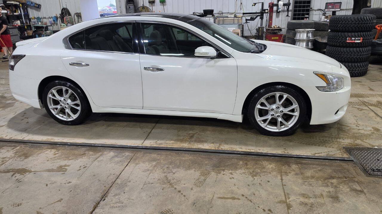 Used 2013 Nissan Maxima 3.5 SV w/ Premium Pkg FWD image 8