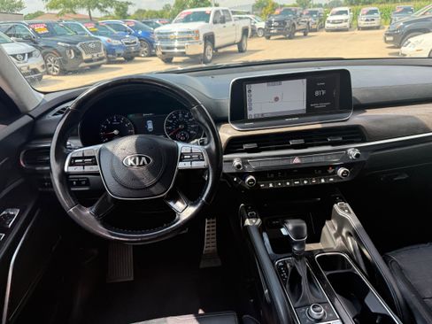 Used 2021 Kia Telluride SX w/ SX Prestige Package AWD/4WD image 10