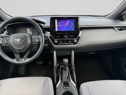 Used 2023 Toyota Corolla Cross AWD Hybrid image 16
