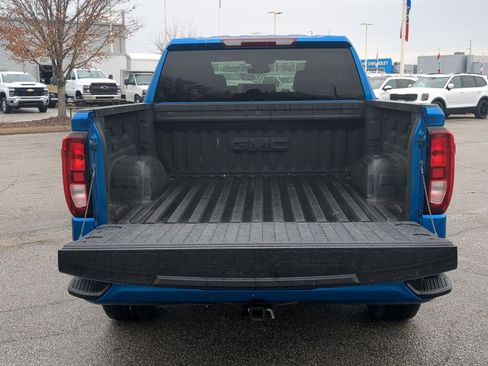 Used 2022 GMC Sierra 1500 Elevation w/ LPO, Elevation Black Package image 23