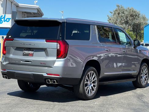 New 2026 GMC Yukon XL Denali AWD/4WD image 4