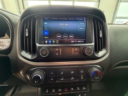 Used 2022 GMC Canyon AT4 w/ Driver Alert Package image 21