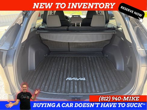 Used 2021 Toyota RAV4 XLE AWD/4WD image 37