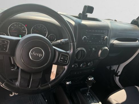 Used 2014 Jeep Wrangler Sport w/ Quick Order Package 24S AWD/4WD image 10