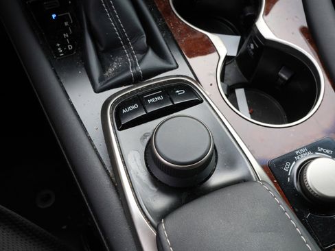 Used 2018 Lexus RX 350L FWD image 28